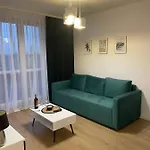 Spodek Modrzewiowa 24 * カトヴィツェ