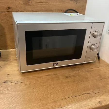 Spodek Modrzewiowa 24 アパート